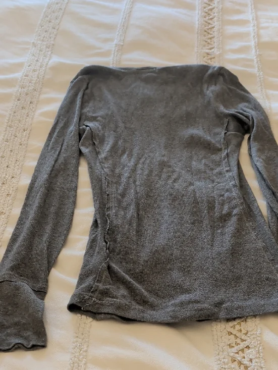 Guess Gray Long Sleeve Henley Top - Picture 5 of 6